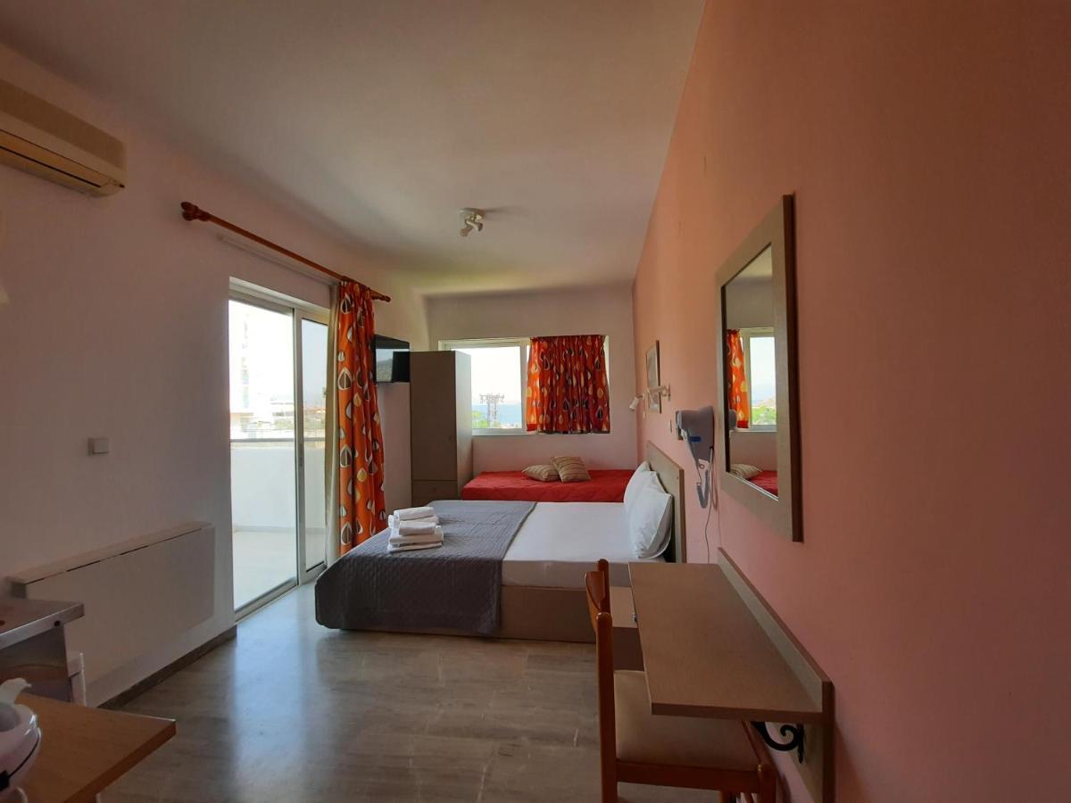 Ntemos Apartments Толон Екстериор снимка