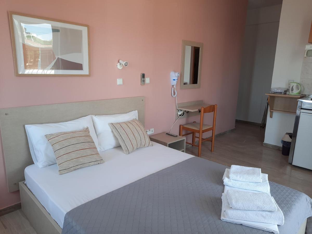 Ntemos Apartments Толон Екстериор снимка