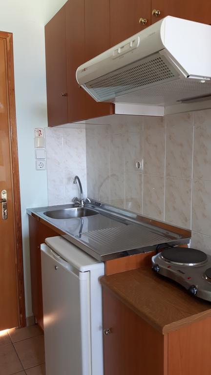 Ntemos Apartments Толон Екстериор снимка
